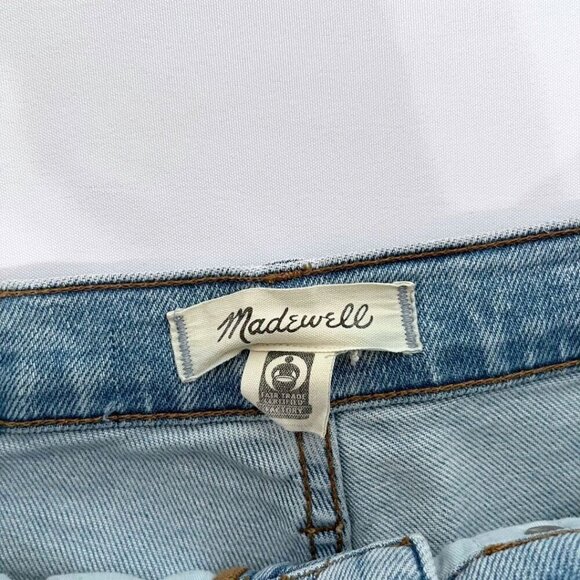 MADEWELL THE PERFECT VINTAGE JEANS DISTRESSED IN LIGHT WASH FRAY HEM - 26 - Picture 5 of 13